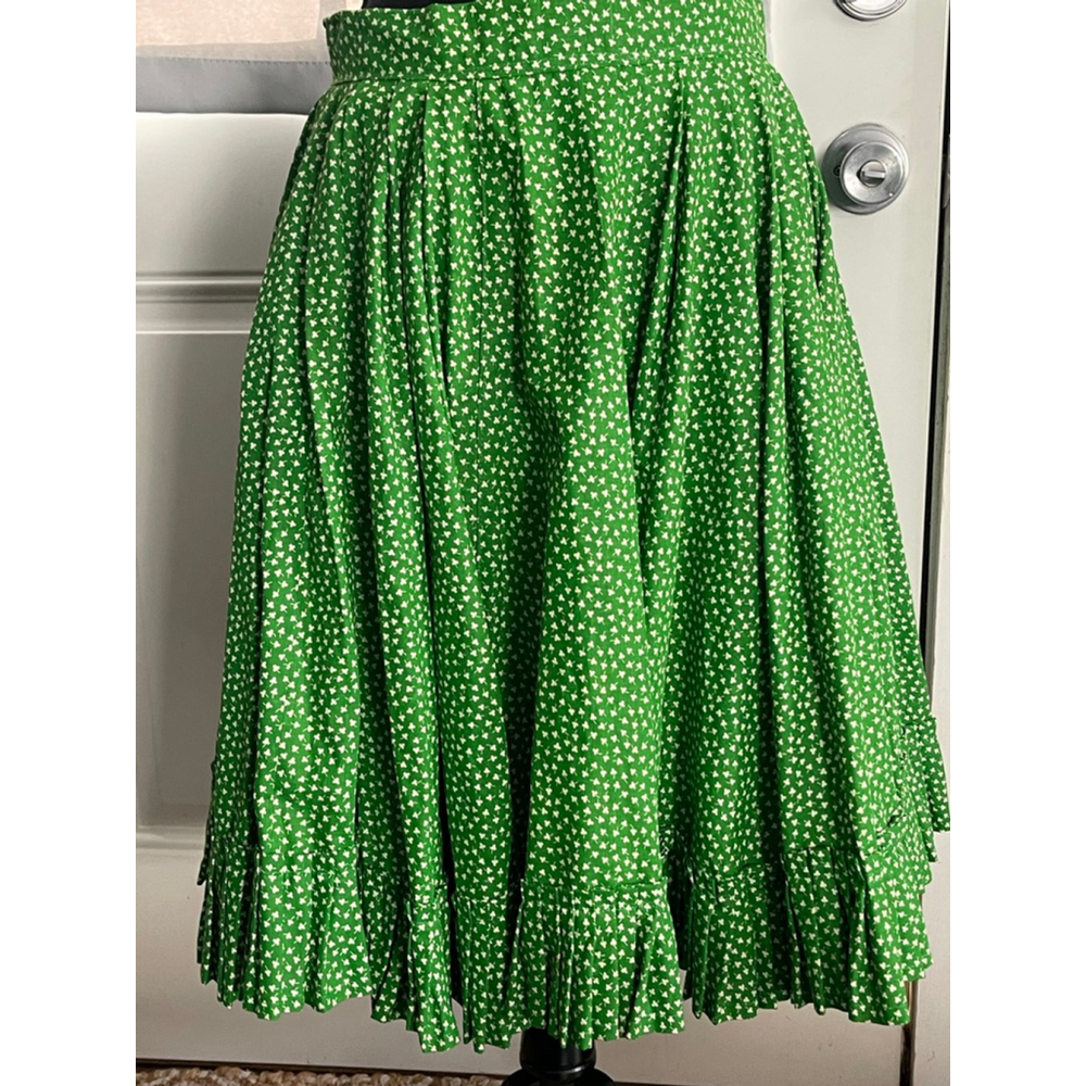 Vintage 1960s–70s Handmade Square Dance Skirt Green Clover Cotton 30” Waist